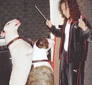 Kirk Hammett with Darla and Hoku (2002)